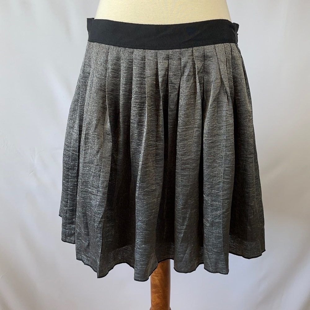 Madewell Sparkly Gray Metallic Pleated Mini Skirt - Size 10